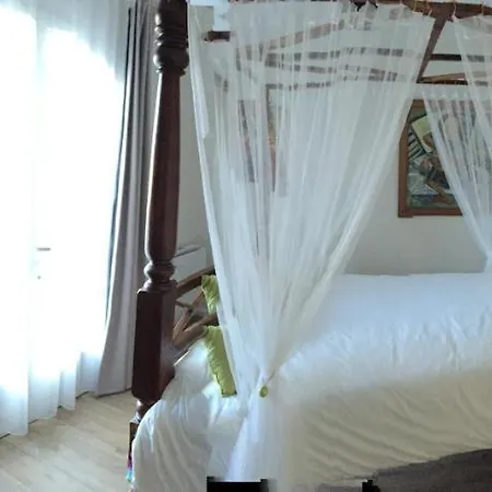 Domaine De L'espiguette Bed and Breakfast Biganos
