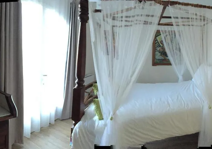 Domaine De L'espiguette Bed & Breakfast Biganos