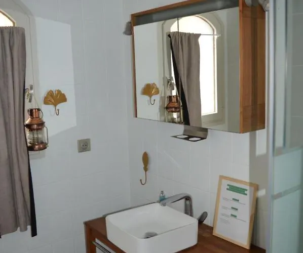 Domaine De L'espiguette Bed & Breakfast Biganos